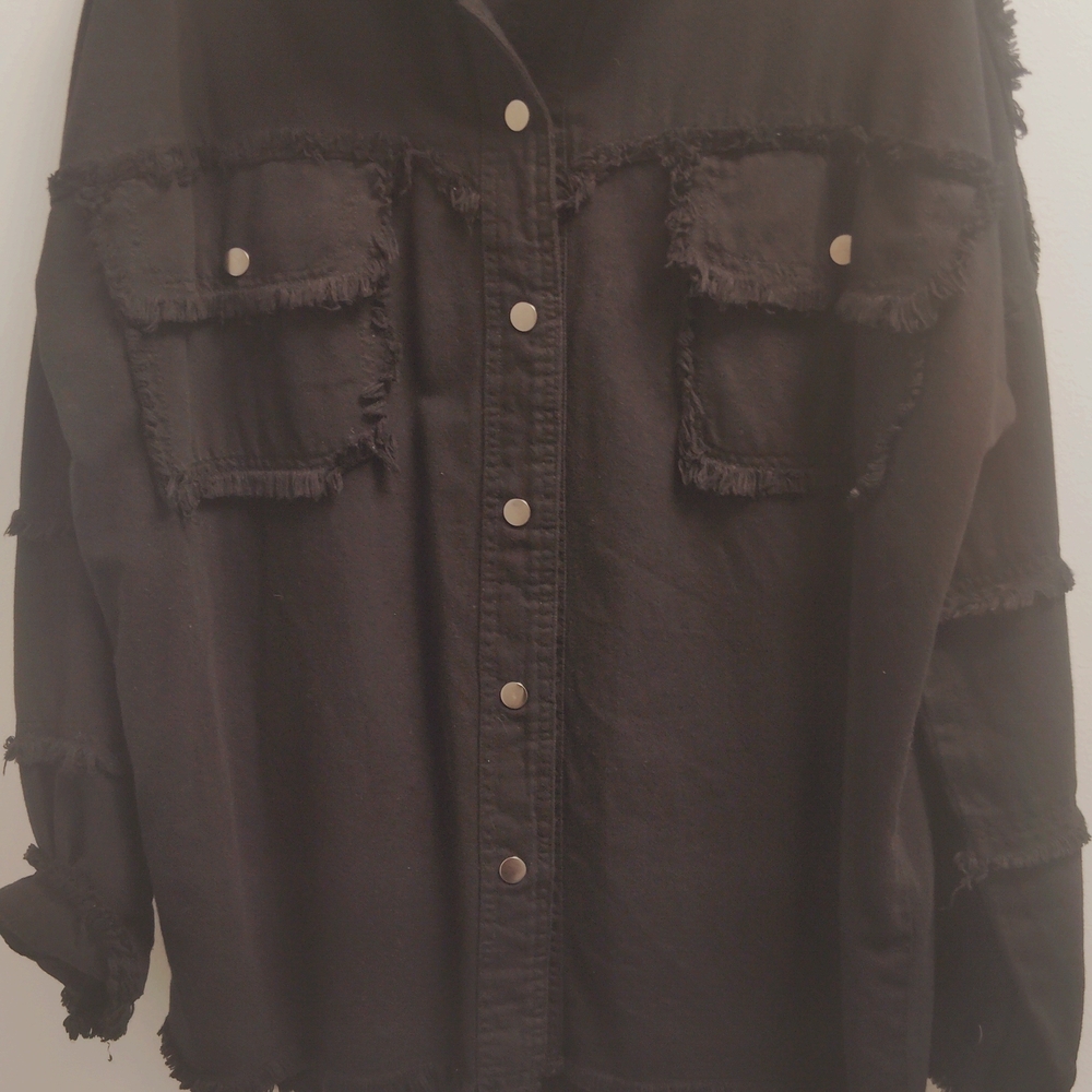 Elan Black Jean Jacket with White Rock & Roll Appliqué - Picture 8 of 10